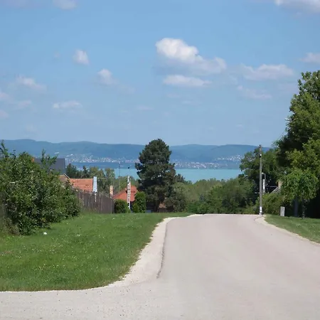 In - Balaton 20369 * Zamárdi